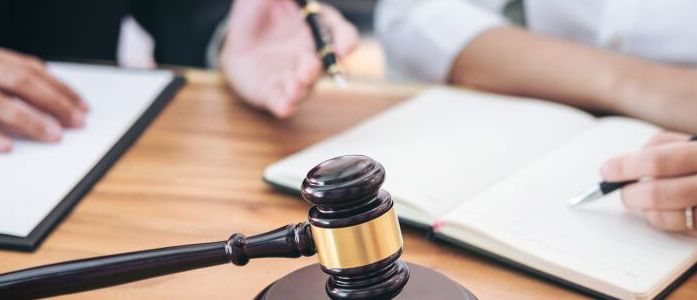 Teilungsklage: der letzte Ausweg aus der Erbengemeinschaft