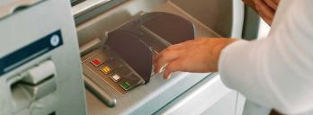 Geld falsch überwiesen: Wie fordere ich es zurück?