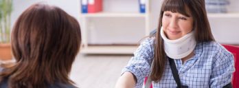 Schmerzensgeld bei HWS-Distorsion – Voraussetzungen, Höhe & Ablauf