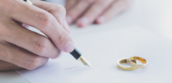 Ehe annullieren: Fristen & Voraussetzungen der Eheaufhebung
