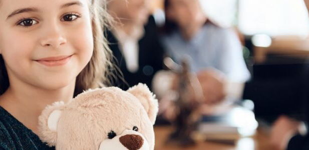 Sorgerecht entziehen & einklagen – Voraussetzungen, Ablauf, Dauer & Kosten