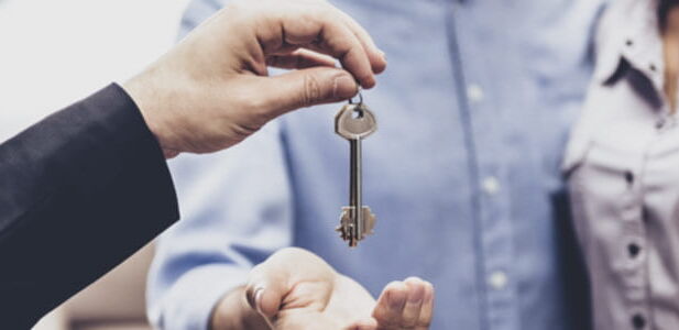 Immobilienkaufvertrag prüfen lassen: Worauf sollte man achten?