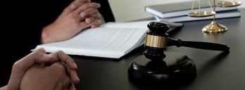 Pflichtteil zu Lebzeiten einklagen: Erklärung & Alternativen