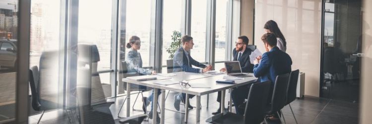 GmbH verkaufen: in 8 Schritten zum erfolgreichen GmbH-Verkauf