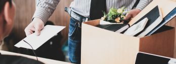 Betriebsbedingte Kündigung: Voraussetzungen beachten & Abfindung erhalten